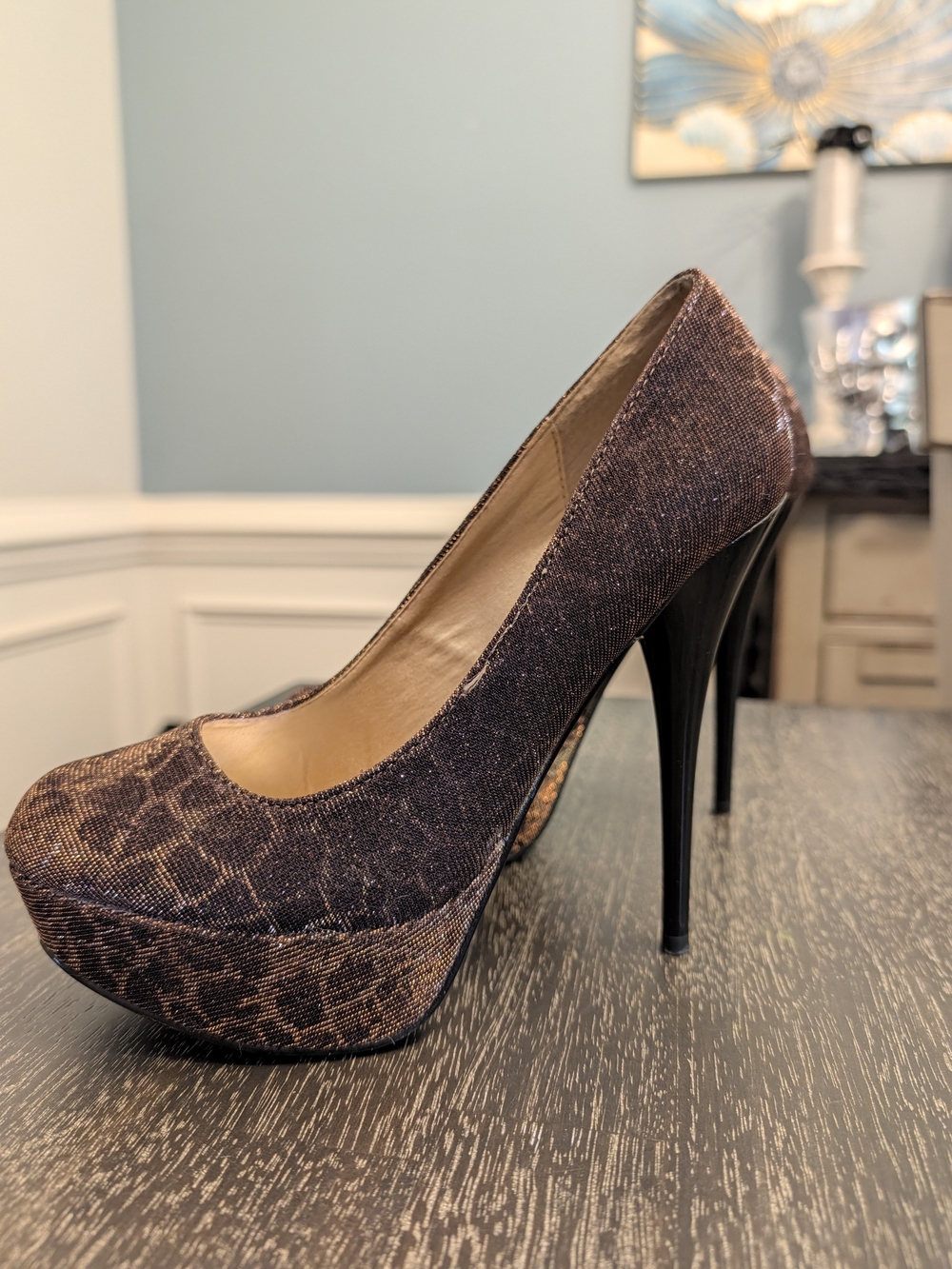 Women's Metallic Brown Leopard Platform Pumps
